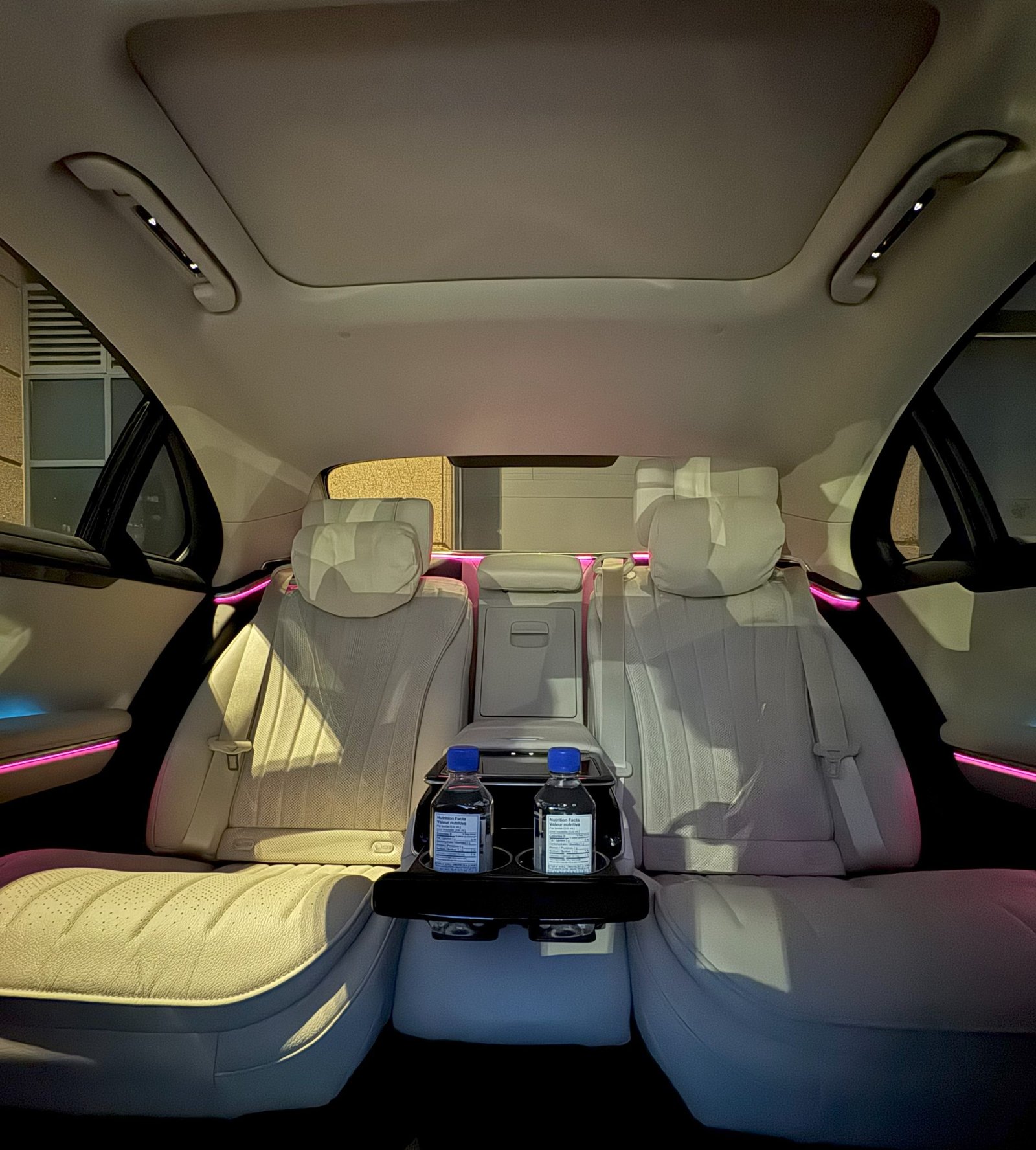 Black Car Service Worldwide first-class-sedan